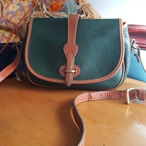 Vintage Dooney & Bourke Small Crossbody -used